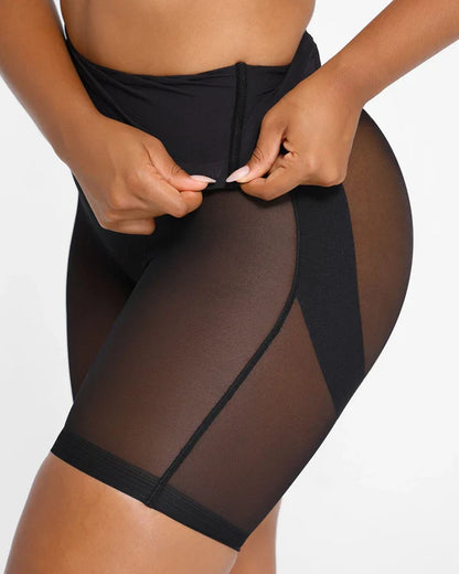 FitSmooth™ High-Waisted Mid Thigh Short